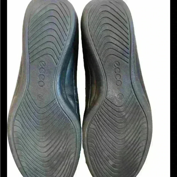 ECCO BUTTON STRAP BLACK LEATHER SLIP ONS HEELS PUMPS SHOES WOMENS SZ  7.5 EU 38 - Picture 4 of 5